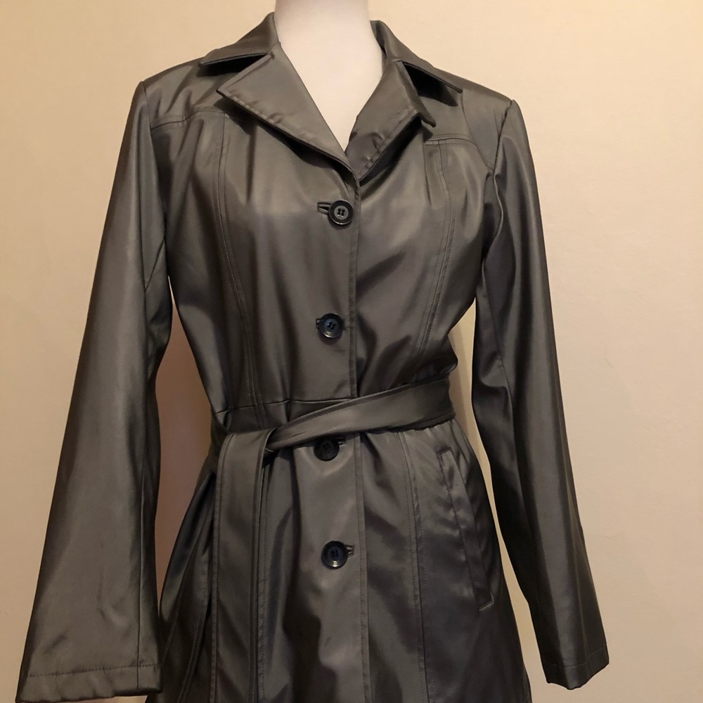 Braetan Size Small Silver Metallic Jacket - Picture 2 of 12